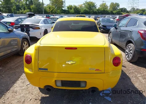 2004 Chevrolet Ssr z USA, uszkodzony, nr VIN 1GCES14P04B107525